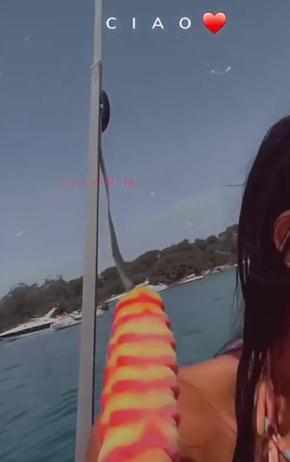 tchatco.co leak astrid nelsia Pretending to give a blowjob