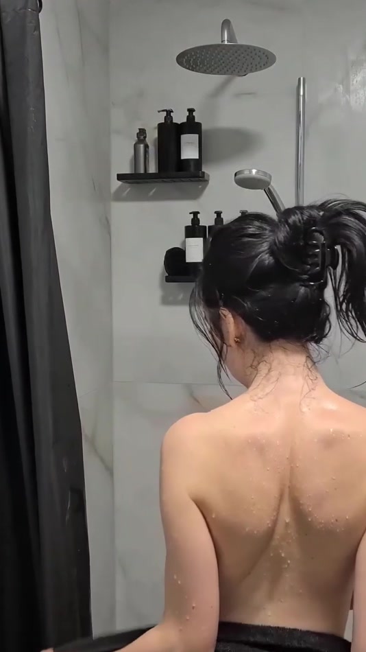 tchatco.co leak laurine